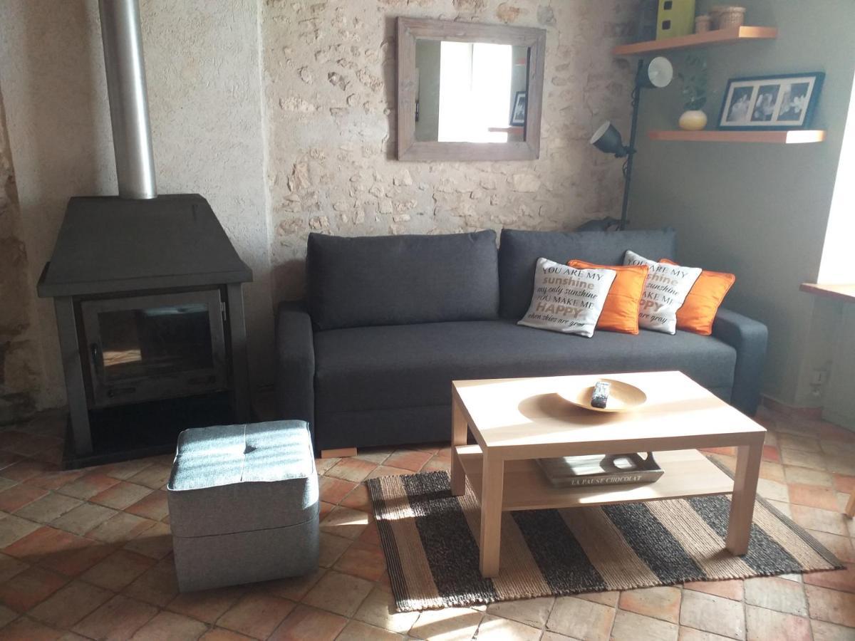 Belle Maison Au Coeur De Recloses Dış mekan fotoğraf
